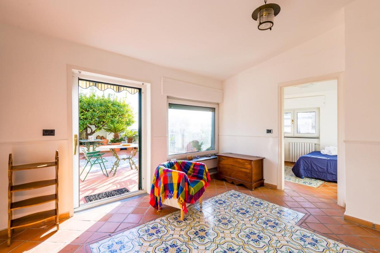 Villa Paola - Hidden Panoramic Garden And Terraces By Napoliapartments Ngoại thất bức ảnh