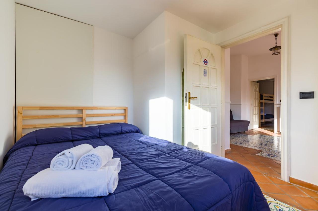 Villa Paola - Hidden Panoramic Garden And Terraces By Napoliapartments Ngoại thất bức ảnh