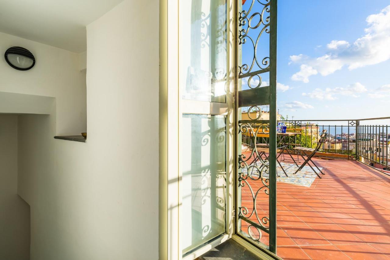 Villa Paola - Hidden Panoramic Garden And Terraces By Napoliapartments Ngoại thất bức ảnh