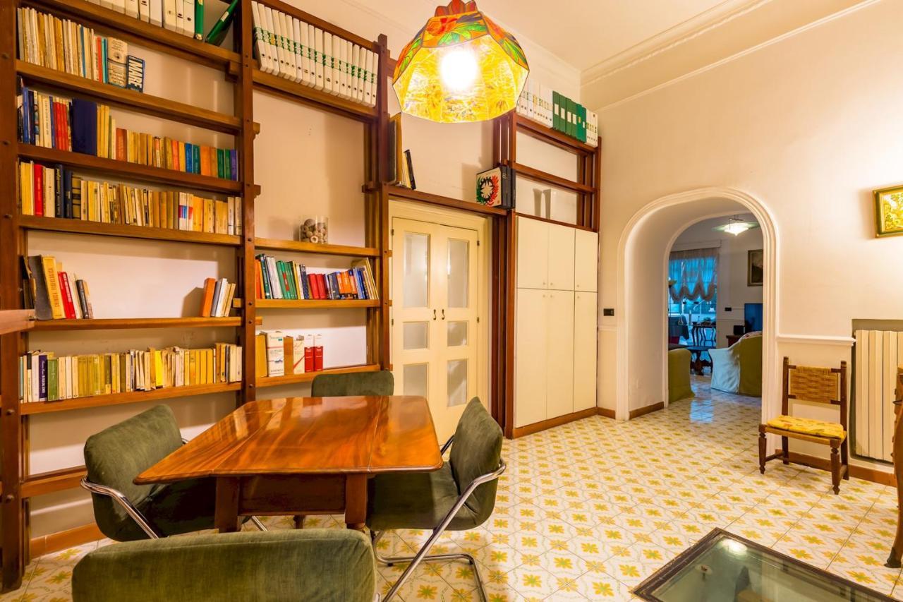 Villa Paola - Hidden Panoramic Garden And Terraces By Napoliapartments Ngoại thất bức ảnh