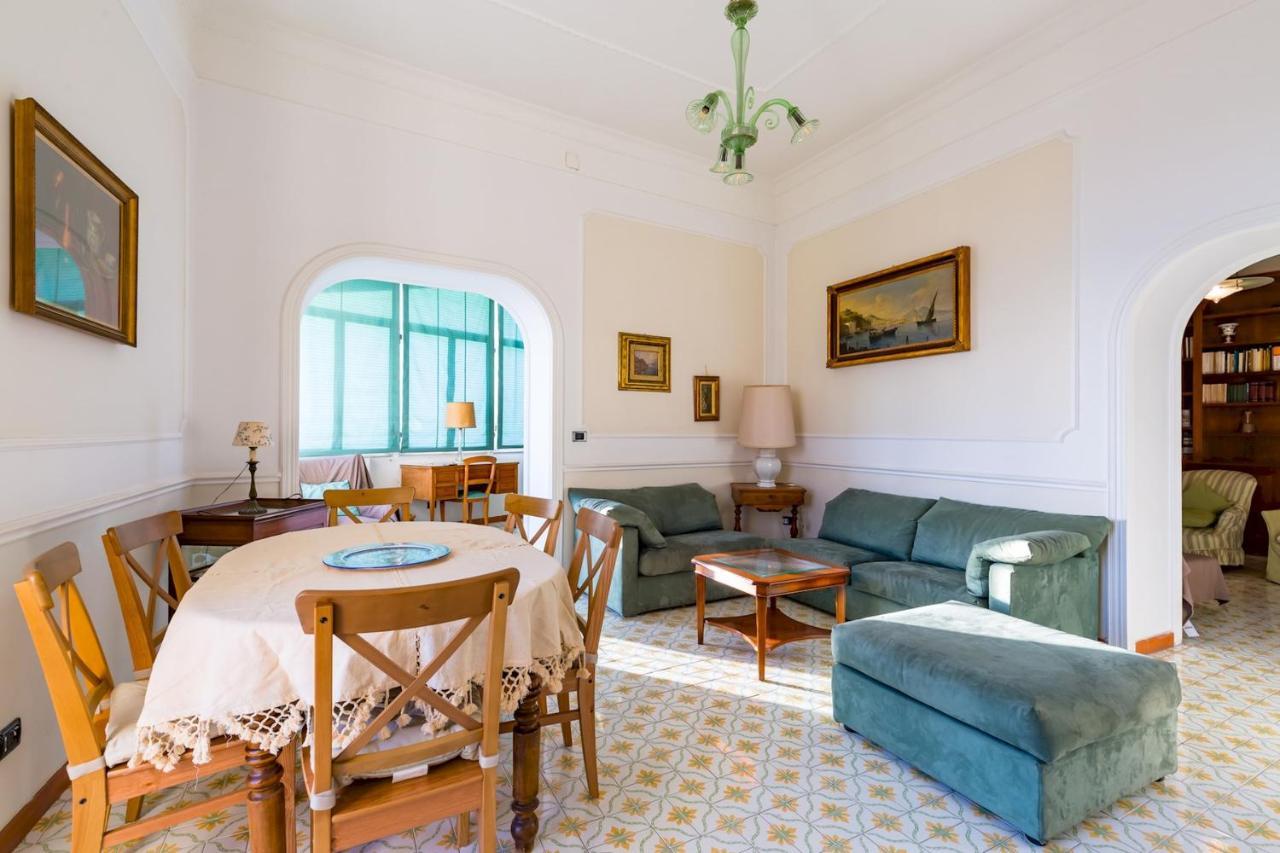 Villa Paola - Hidden Panoramic Garden And Terraces By Napoliapartments Ngoại thất bức ảnh